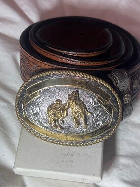 Curumrine Silversniths Western Two-Tone Cowboy Belt with Rodeo Buckle - Brown
